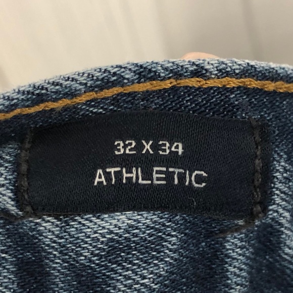 GAP Jeans | Athletic Fit Straight Leg | 32x34 - Picture 10 of 13